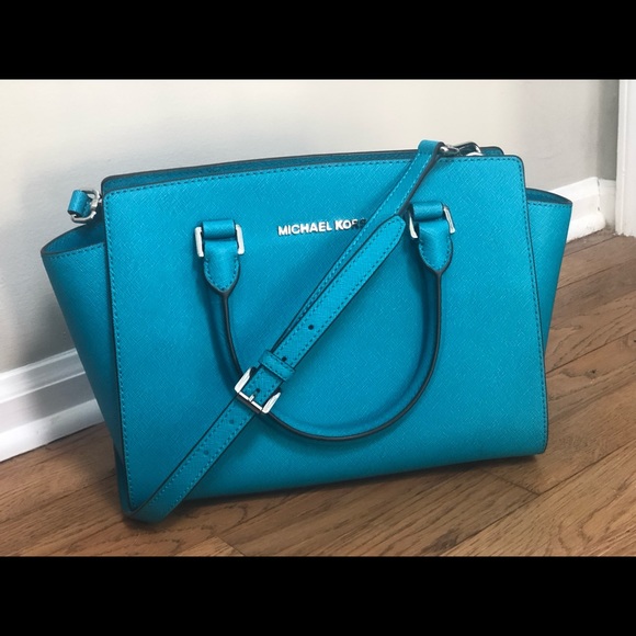 Michael Kors Selma Medium Satchel Bag - Picture 1 of 8